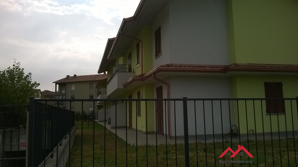 Villa CALVENZANO vendita  Calvenzano  Krilo sas